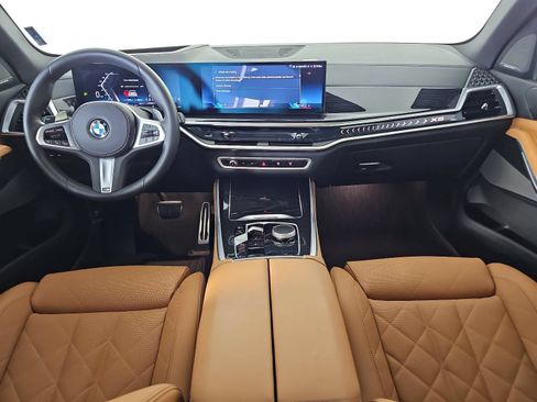 Used 2025 BMW X5 sDrive40i w/ M Sport Package RWD image 11