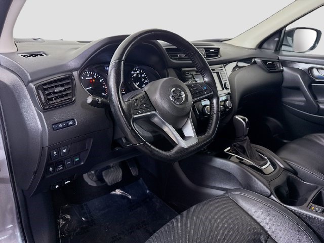 Used 2022 Nissan Rogue Sport SL w/ Premium Package AWD/4WD image 22