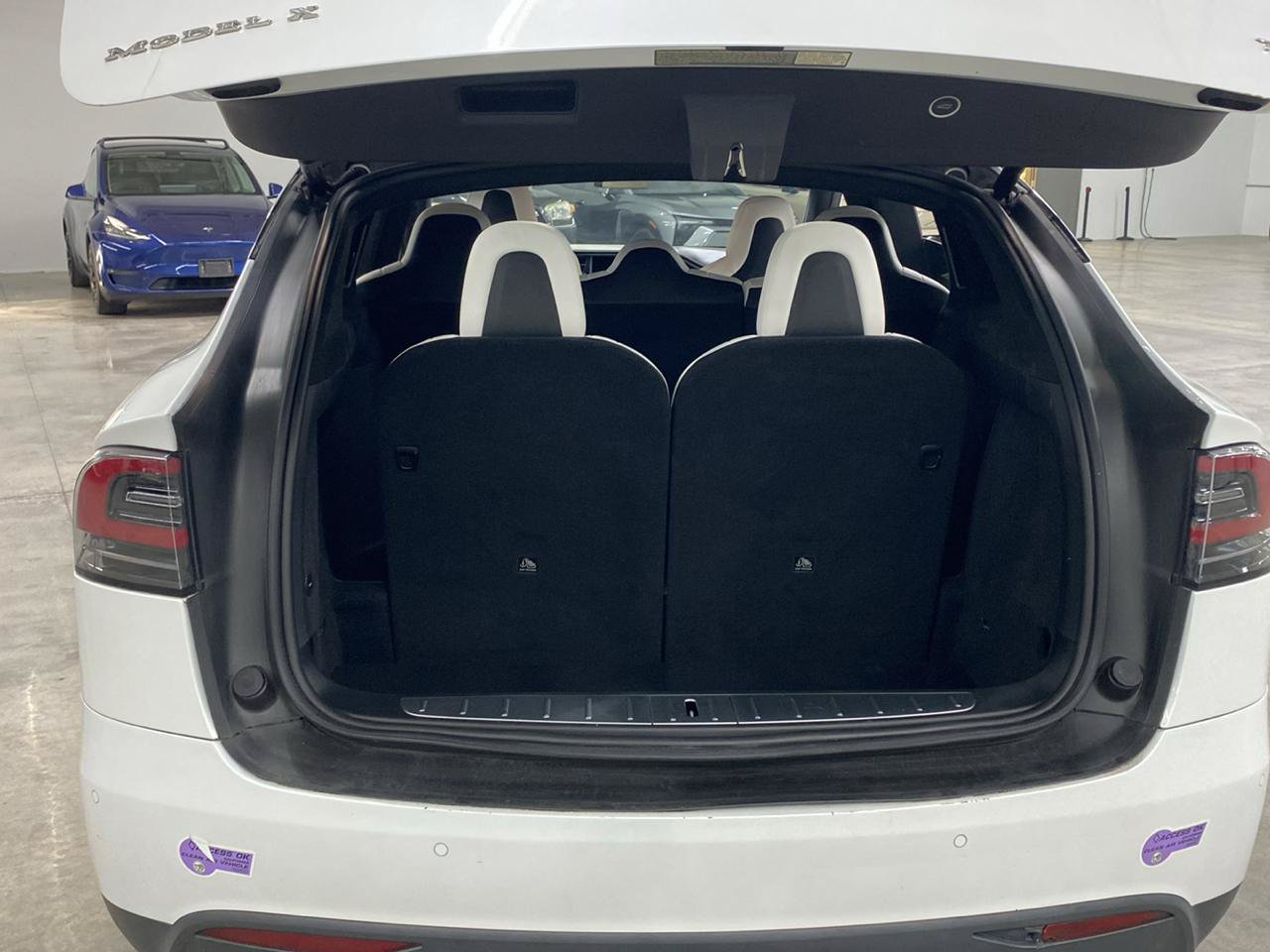 Used 2018 Tesla Model X 75D AWD/4WD image 17