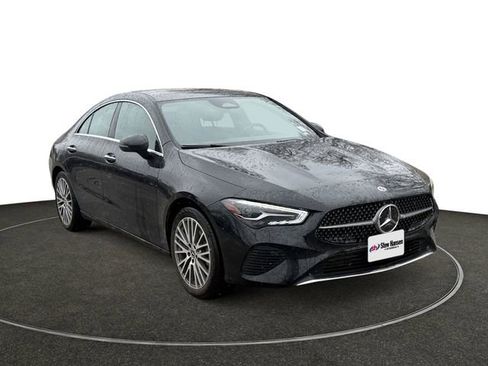 Used 2025 Mercedes-Benz CLA 250 4MATIC image 7