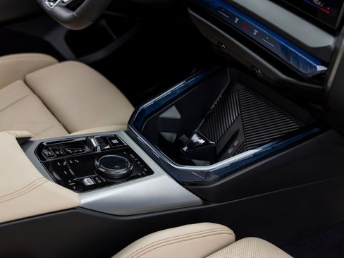 Used 2025 BMW X3 xDrive30i w/ M Sport Package image 49