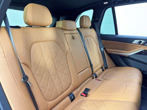 Used 2024 BMW X5 sDrive40i w/ M Sport Package image 48