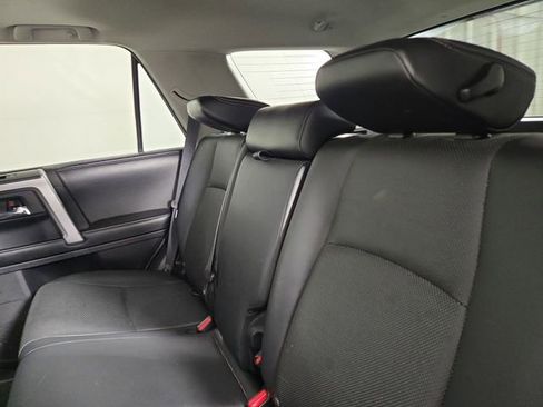 Used 2015 Toyota 4Runner Limited AWD/4WD image 14