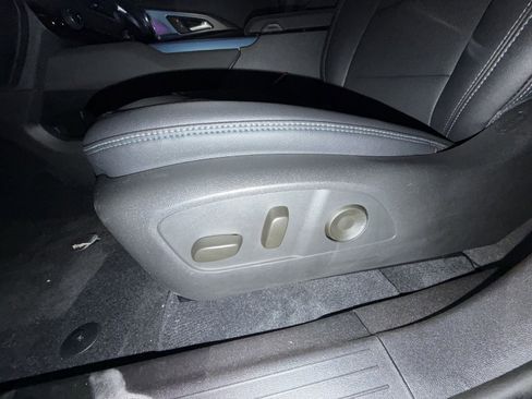 New 2026 Chevrolet Equinox EV LT image 14