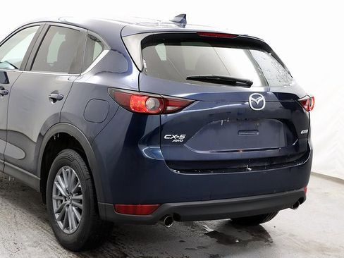 Used 2017 MAZDA CX-5 Touring image 7