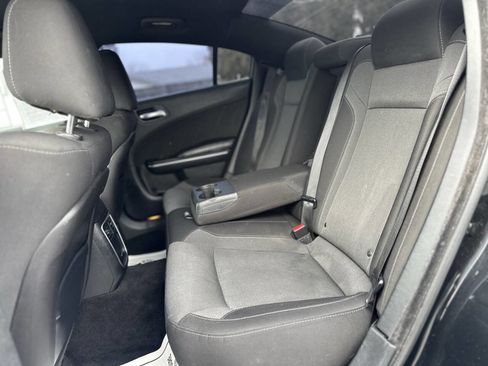 Used 2015 Dodge Charger R/T image 32