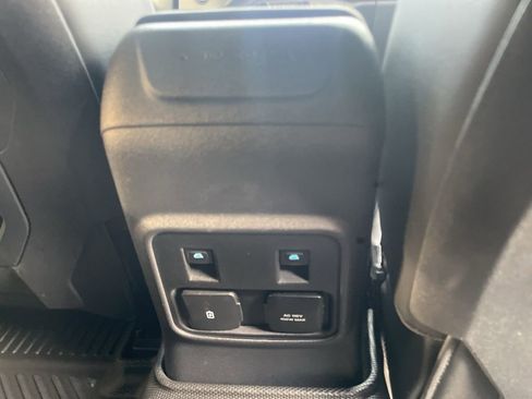 Used 2023 Ford Bronco Badlands w/ Sasquatch Package image 27