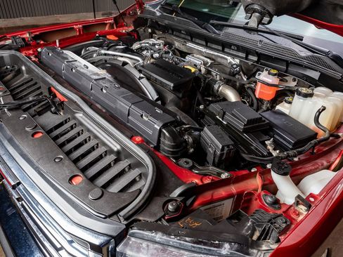 Used 2023 GMC Sierra 3500 SLT w/ SLT Premium Package image 40