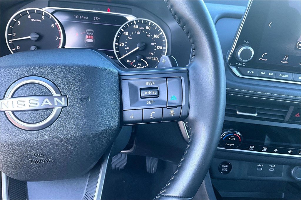 Used 2025 Nissan Rogue SV AWD/4WD image 19