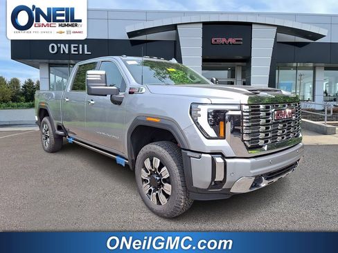 New 2026 GMC Sierra 2500 Denali w/ Denali Reserve Package AWD/4WD image 1