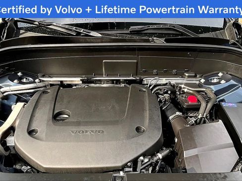 Used 2024 Volvo XC90 B6 Ultimate w/ Lounge Package image 12