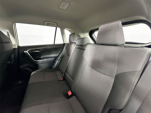 Certified 2025 Toyota RAV4 XLE AWD/4WD image 28