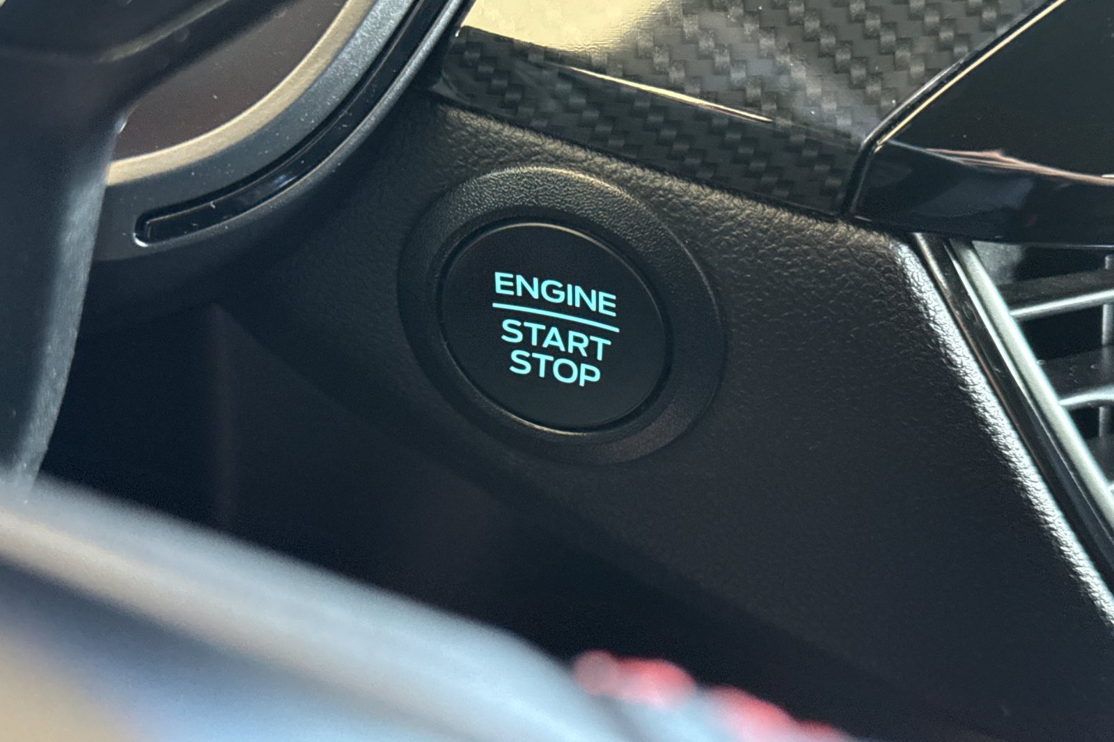 Used 2025 Ford Escape ST-Line Select AWD/4WD image 22