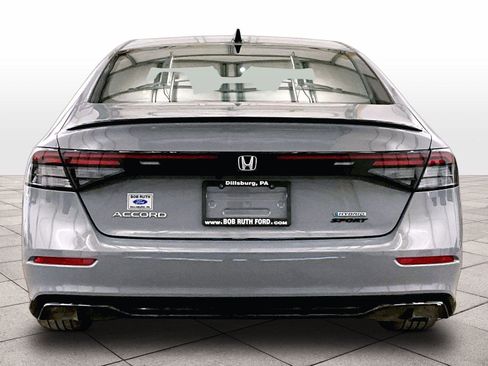 Used 2024 Honda Accord Sport image 4