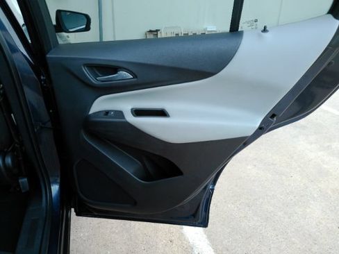 Used 2019 Chevrolet Equinox LT FWD image 20
