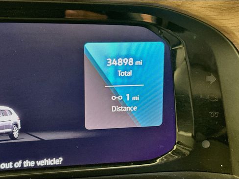 Used 2025 Volkswagen Atlas SE AWD/4WD image 19
