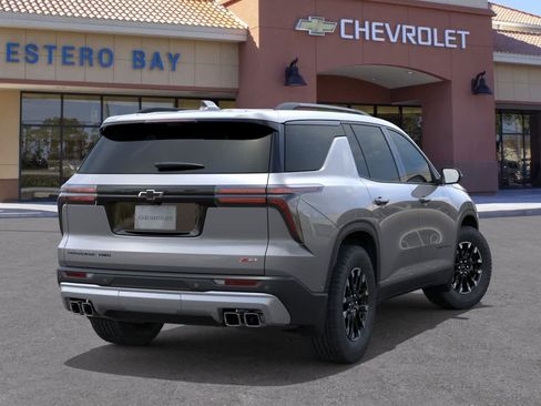 New 2026 Chevrolet Traverse Z71 w/ Enhanced Driving Package AWD/4WD image 4
