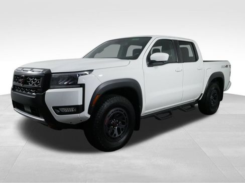 Used 2026 Nissan Frontier PRO-4X w/ Pro-4x Convenience Package AWD/4WD image 5