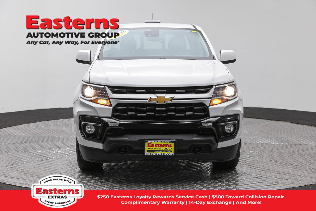 Used 2022 Chevrolet Colorado LT w/ Luxury Package AWD/4WD image 3