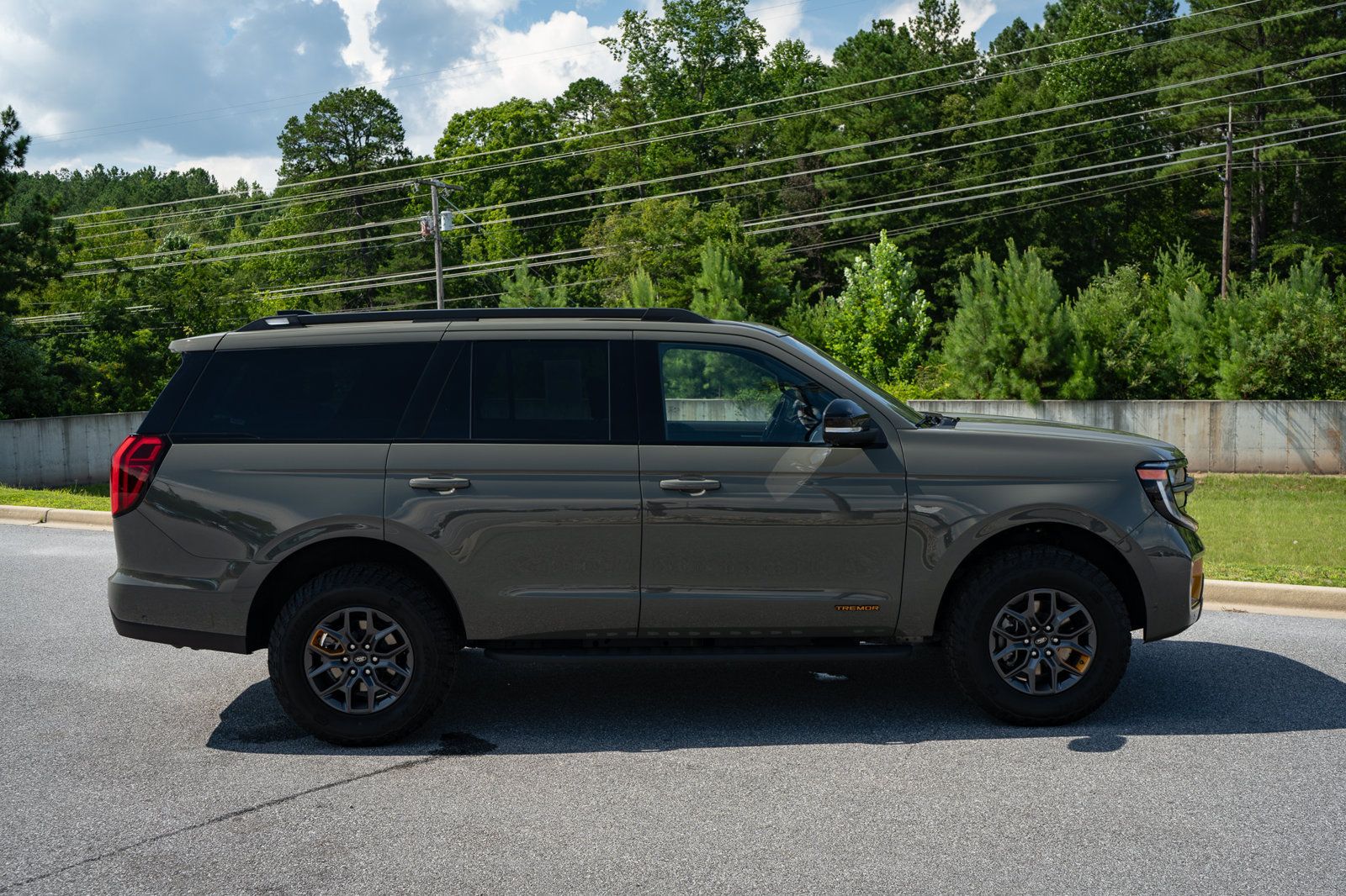 Used 2025 Ford Expedition Tremor AWD/4WD image 20