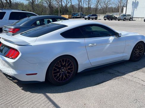 Used 2018 Ford Mustang GT Premium w/ GT Performance Package image 3