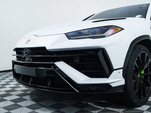 Used 2024 Lamborghini Urus S AWD/4WD image 11