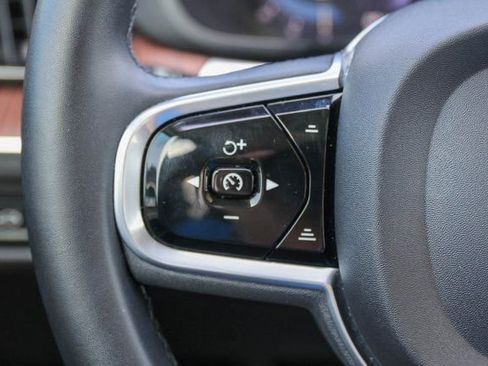 Used 2023 Volvo XC60 B5 Plus w/ Climate Package image 31