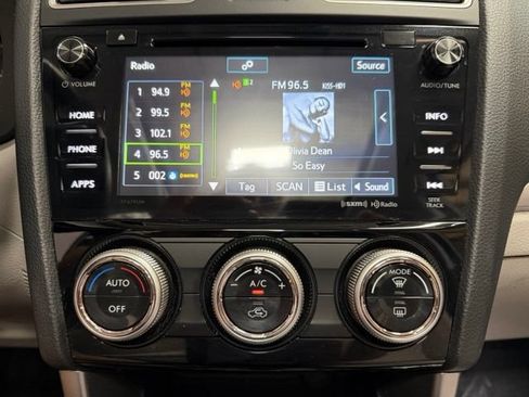 Used 2018 Subaru Forester 2.5i Premium w/ All-Weather Package AWD/4WD image 38