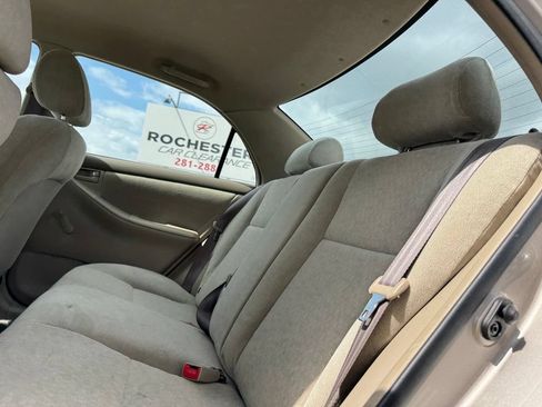 Used 2003 Toyota Corolla CE FWD image 9