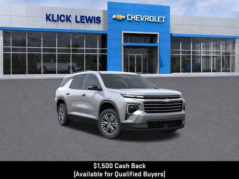 New 2026 Chevrolet Traverse LT w/ Driver Confidence Package AWD/4WD image 1