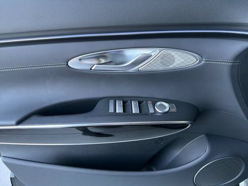 New 2026 Genesis GV70 2.5T AWD/4WD image 11