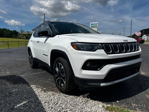 Used 2022 Jeep Compass Limited AWD/4WD image 1