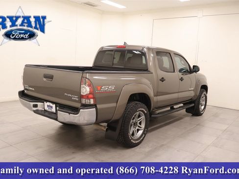 Used 2014 Toyota Tacoma PreRunner image 4