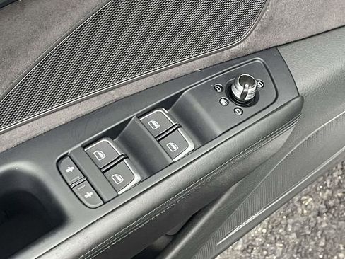 Used 2011 Audi A8 L 4.2 image 15