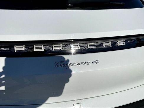 Used 2022 Porsche Taycan 4 Cross Turismo image 40