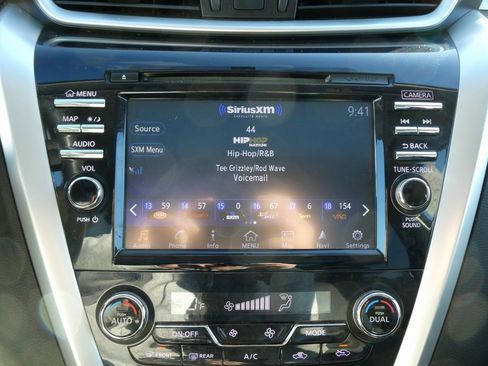 Used 2017 Nissan Murano Platinum w/ Platinum Technology Package image 27