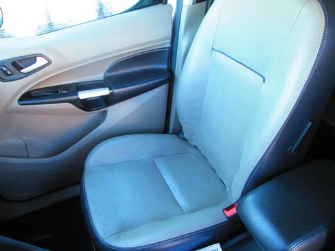 Used 2017 Ford Transit Connect Titanium image 15