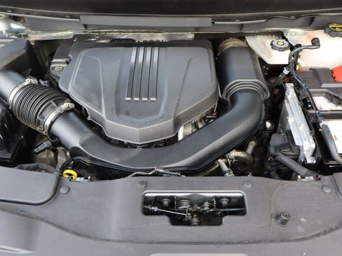 Used 2024 Chevrolet Traverse RS AWD/4WD image 45