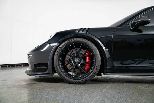 Used 2019 Porsche 911 GT3 RS w/ Weissach Package RWD image 12
