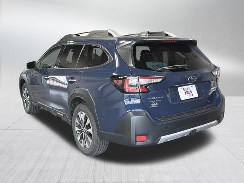 Certified 2025 Subaru Outback Touring XT AWD/4WD image 5