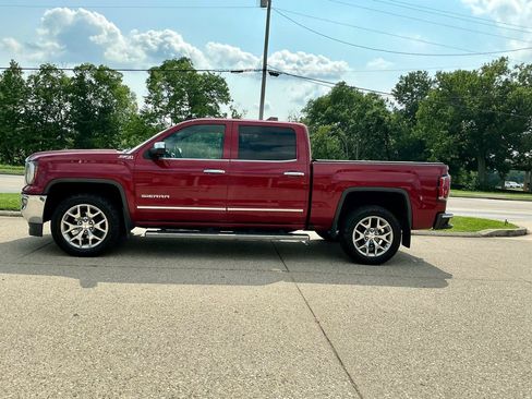 Used 2018 GMC Sierra 1500 SLT w/ SLT Premium Package AWD/4WD image 9