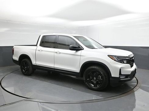 New 2026 Honda Ridgeline Black Edition image 17