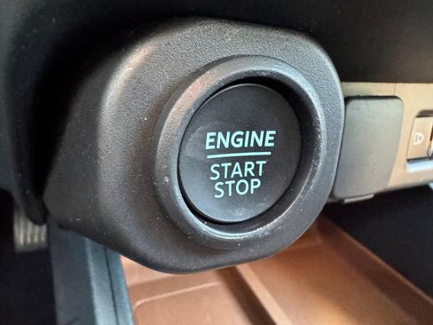 Used 2022 Ford Maverick Lariat w/ Lariat Luxury Package image 22