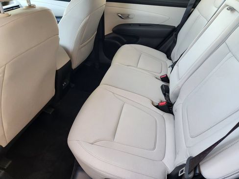 Used 2025 Hyundai Tucson SE FWD image 27