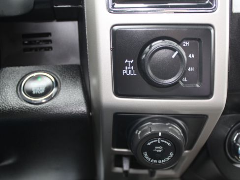 Used 2020 Ford F150 Lariat image 34