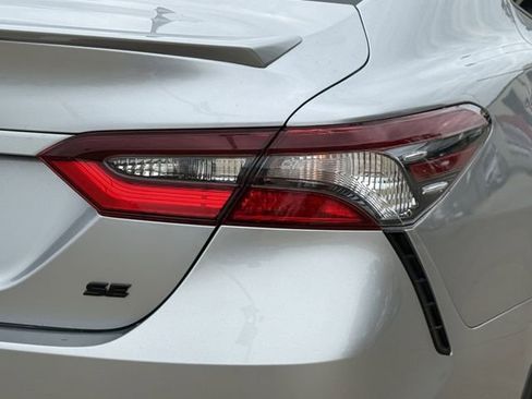 Used 2024 Toyota Camry SE w/ Convenience Package image 6