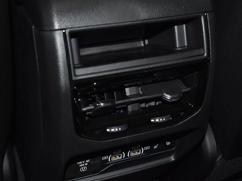 New 2025 Jeep Grand Cherokee Limited w/ Trailer Tow Package image 28