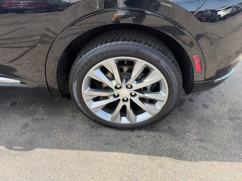 Used 2021 Buick Envision Avenir w/ Technology Package II image 6