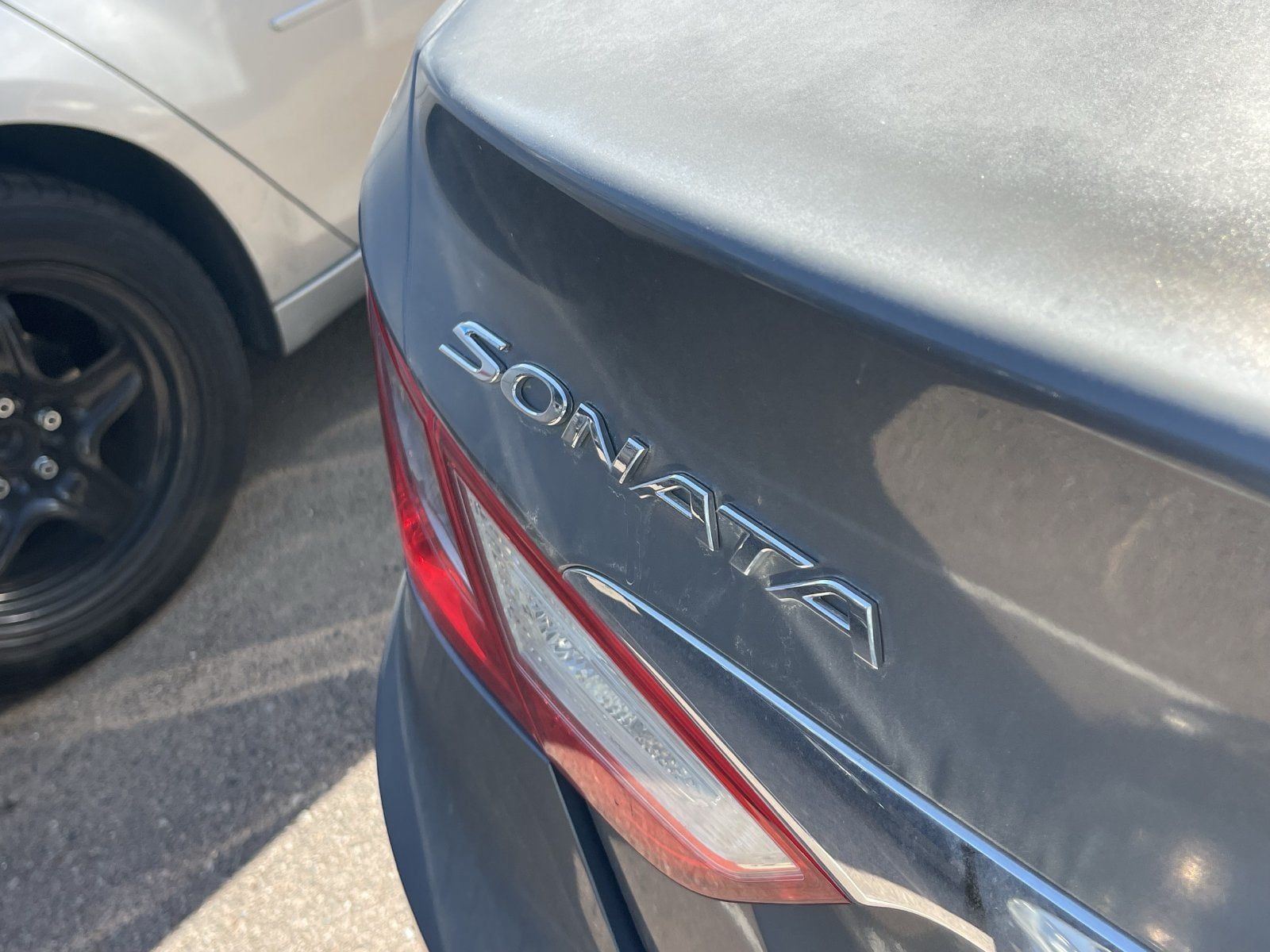 Used 2013 Hyundai Sonata Limited w/ Premium Pkg FWD image 6