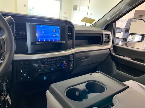 New 2026 Ford F250 XL image 41